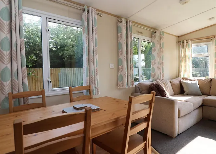 The Coop - Family Friendly Caravan Near Glastonbury & Street