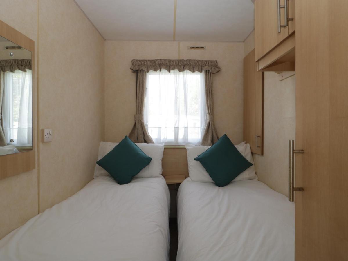 Holiday park The Coop - Family Friendly Caravan Near Glastonbury & Street Compton (Somerset)