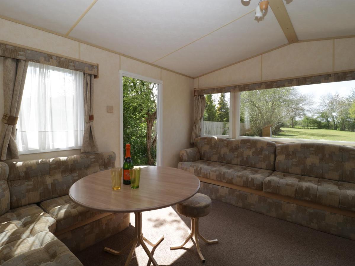 The Coop - Family Friendly Caravan Near Glastonbury & Street