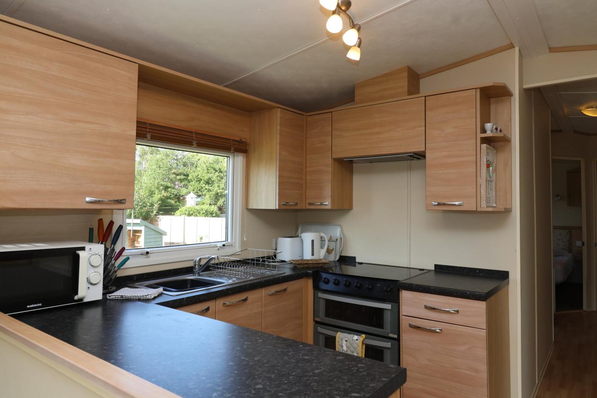The Coop - Family Friendly Caravan Near Glastonbury & Street Holiday park Compton (Somerset)